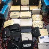 تعداد زیادی مودم و لوازم شبکه adsl dsl