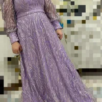 تعدادی مجلسی جدید و شیک دنباله دار و شال سنگدوز