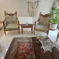 مبل و میز ناهارخوری
