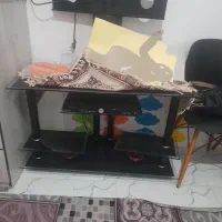 میز تلویزیون شیشه ای سالم