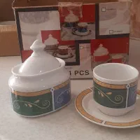 فنجون و ظرف چینی