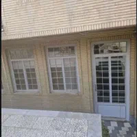 130متری-تابنده-تمیز-1خواب-گلخانه-ای