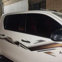 نصب شیشه اتومبیل