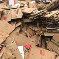 خرید ضایعات کتاب کاغذ و کارتن و انواع پلاستیک