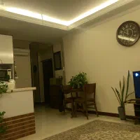 میز ناهارخوری گرد