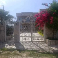 ۳۳۰متراژ زمین /۲۸۰بنا/ شیک و مدرن