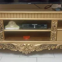 بوفه زیر تلویزیونی