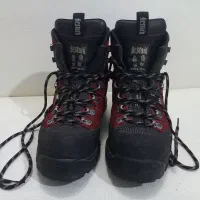 کفش کوهنوردی حرفه ای بستارد اسپانیا