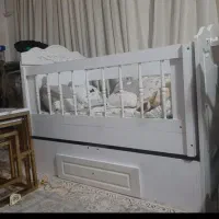 تخت کودک بانوچ