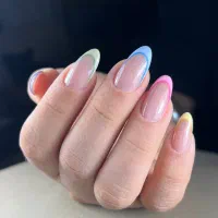 استخدام دستیار ناخن