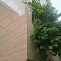 ویلایی ۲۷۰ متری در سه طبقه مجزا