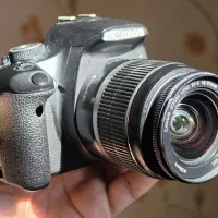 دوربین حرفه ای کانن Canon 500D