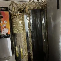 ساعت و بوفه
