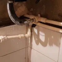 لوله کشی آب گاز پکیج فنر برقی فاضلاب