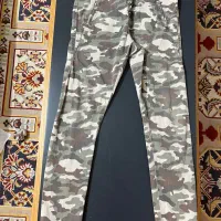شلوار|لباس|مشهد, دانشجو|دیوار
