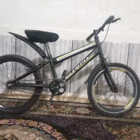 دوچرخه ۲۰ پسرانه در حد نو