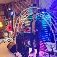 اجرای موسیقی زنده