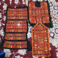 سه لباس فروشی