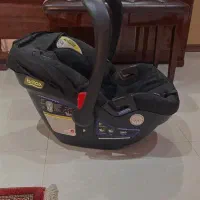 کریر بریتکس وصندلی ماشین دوکاره