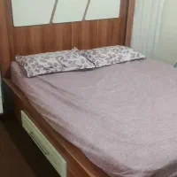 تخت با پاتختی  و دوشک جنس درجه 1