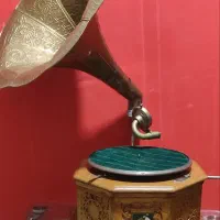 گرامافون هندلی کوکی بسیار تمیز کاملا نو