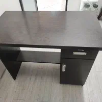 میز و صندلی