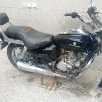 باجاج اونجرز ۲۲۰ ، هارلی ، رگال