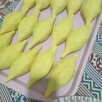 کبه عربی و بورک ترکی با گوشت چرخ کرده و خلال بادام