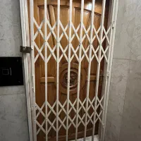 محافظ درب ورودی