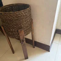 پایه گلدون حصیری پایه چوب