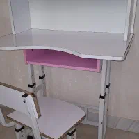 میز تحریر به همراه صندلی