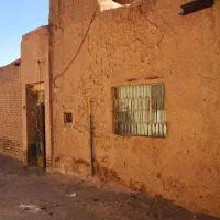 خانه-قدیمی-در-خیابان-معلم