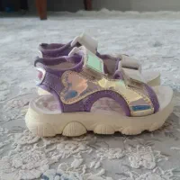 صندل بچگانه