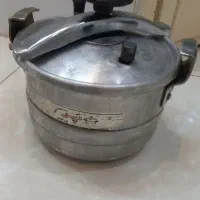 زودپز ۵لیتری تمیز وسالم