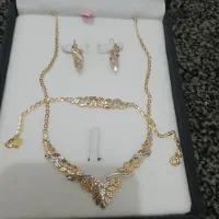 سرویس طلا نو  و نیم ست نو