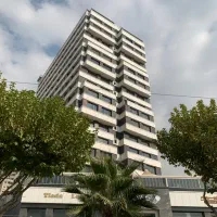 واحد-سند-اداری-دیزاین-شده-برج-کنتراست-مال-دریاچه