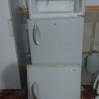 یخچال سالم فقط درب ها مشکل دارن