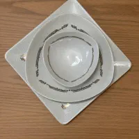 سرویس چینی ۱۸نفره اصل تقدیس نو نو