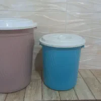 سطل 20و30 کیلویی باهم 300 تومن