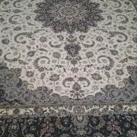 فروش چند تخته فرش ۷۰۰و۱۲۰۰شانه