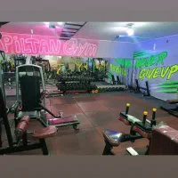 باشگاه بدنسازی نجف آباد امیرآباد مفتح