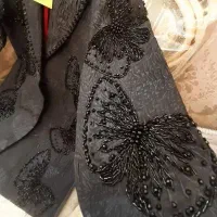 مانتو مشکی سایز ۴۴ جواهر دوزی شده کارشده نونو بلند