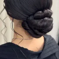 آرایش مو و صورت