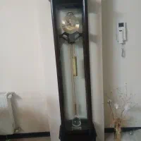 ساعت چوبی ایستاده