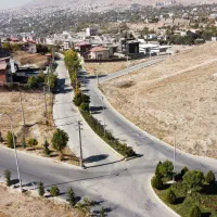 دانش آموزی 252 متر هشت بهشت جنوبی