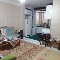 45متر-آذربایجان-چسبیده-به-مترو-نواب-730-رهن-کامل
