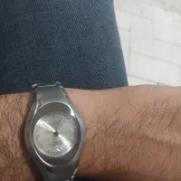 ساعت omax