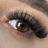 اجاره لاین سالن زیبایی-انجام خدمات ناخن مژه فیبرز