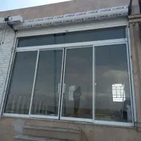 راهبند درب شیشه ای اپراتور