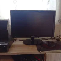 مانیتور اصل سامسونگ ۱۹ اینج کم استفاده شده